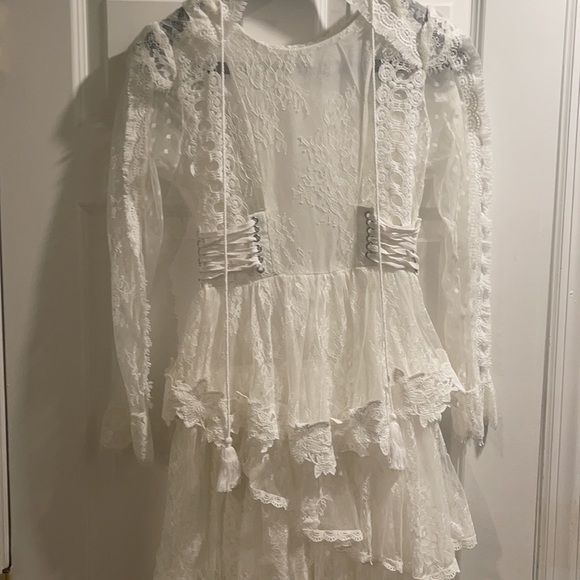 Lace high low hem - Picture 3 of 4